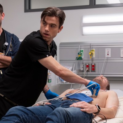 Robby and gang shock Quinn’s heart back to normal on Max medical drama The Pitt. Actors featured: Noah Wyle, Patrick Ball, Mark Shroeder, Taylor Dearden.