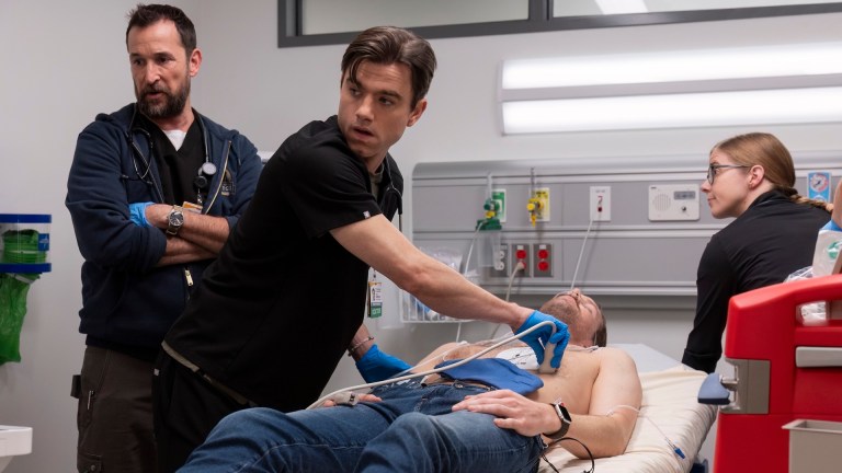 Robby and gang shock Quinn’s heart back to normal on Max medical drama The Pitt. Actors featured: Noah Wyle, Patrick Ball, Mark Shroeder, Taylor Dearden.