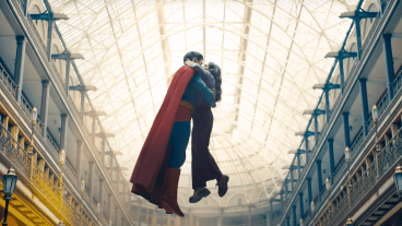 Superman and Lois kissing in James Gunn Movie